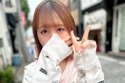 FC2 PPV 4706284 50%OFF! 【ナンパ即ホ】**sjzspyxxs  居●屋で口説いたF乳クリーニング屋の看板ムスメをお持ち帰り！愛嬌ある従順なドМマ●コに出会ったその日にたっぷり濃厚中出し♥