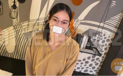 FC2 PPV 4756133 【期間＆数量限定 1600pt ⇒ 600pt】**sjzspyxxs  本屋で働く女子大生に人生初の複数プレイをプレゼント IMEDAMAFC2