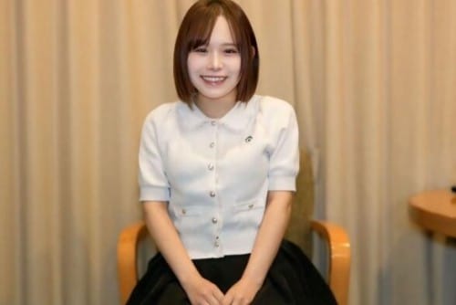 FC2 PPV 4765451 【無】真面目そうな外見から想像出来ない変態ちゃん！最初の可愛い笑顔からどんどんメスの顔になってドスケベ解放⤴やっぱり女性は見た目で判断できない！ゴックン　中だし※特典高画質