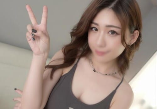 FC2 PPV 4797828 50%OFF! 【2週間50%OFF!】**sjzspyxxs  雪のような真っ白ボディ、顔もスタイルも抜群なグラビア美人。色白美尻をガン突き、騎乗位で奥まで突き当てて痙攣しまくり。デカ乳輪に大量射精！