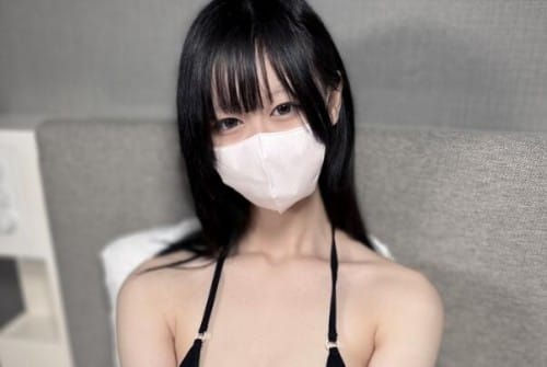 FC2 PPV 4797631 《最後》これで抜かなきゃ男じゃない！【無】**sjzspyxxs  【中出し】18歳スレンダー美巨乳ちゃんとマイクロビキニSEX。キス、乳首舐めで我慢できずに生ちん挿入。『イク～』と叫びまくり中出しされる。※特典あり