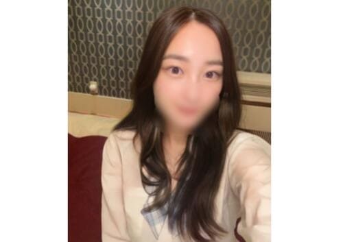 FC2 PPV 4819346 61%OFF! 街中でスカウトされるほどの美貌！**sjzspyxxs  最初で最後の中出し、ごっくん、、、可愛さは補償致します！！！